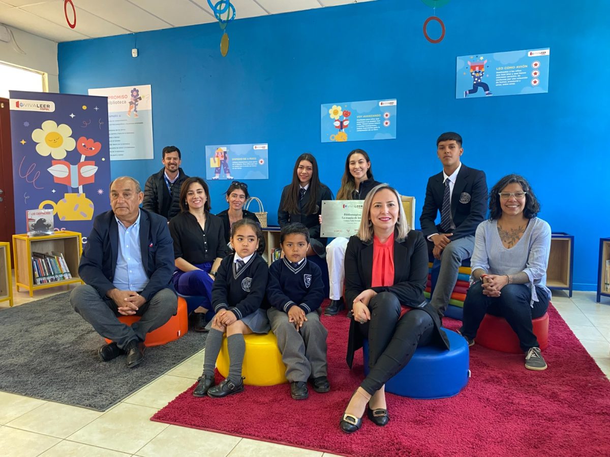 Colegio Pablo Neruda de Pan de Azúcar implementa nueva biblioteca para